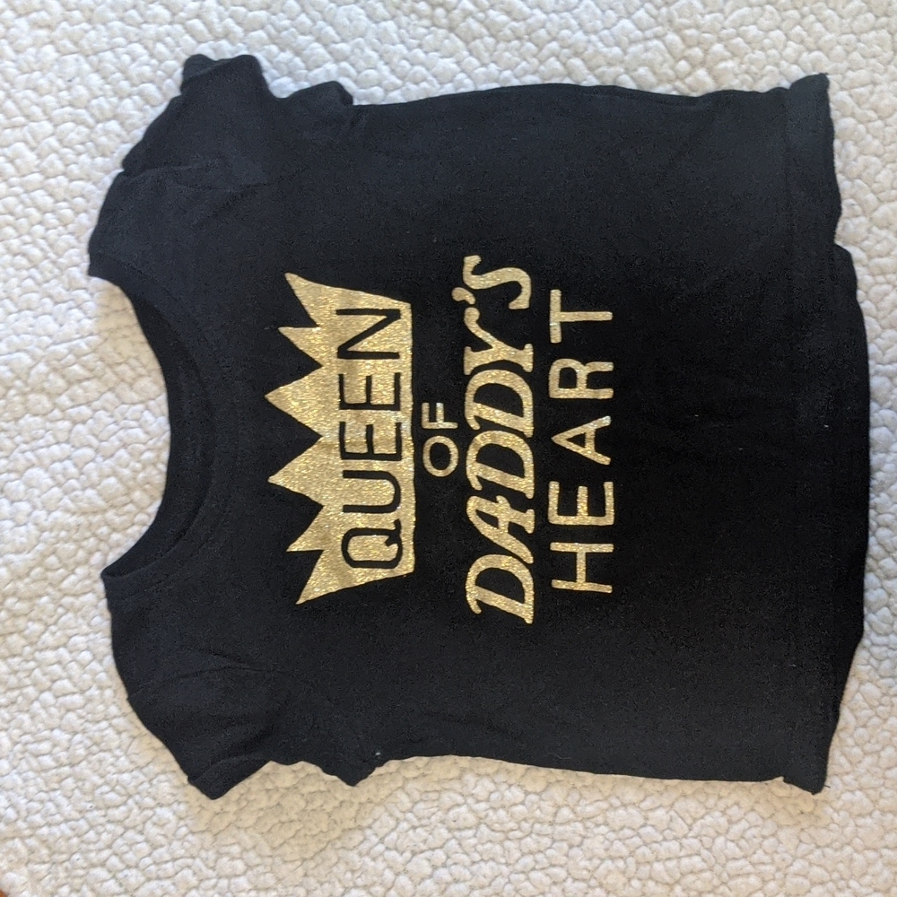 Queen of Daddy's heart 12-18 months black and gold